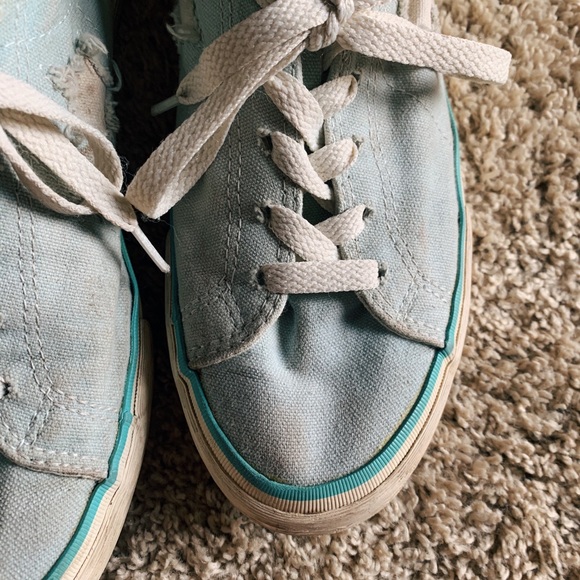 Baby Blue Converse - Picture 5 of 6
